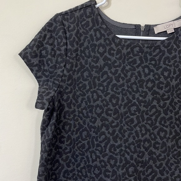 Ann Taylor LOFT Black Animal Print Tee Shirt Dress M - Picture 3 of 7
